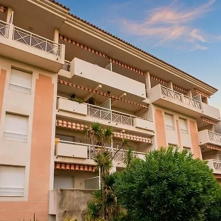 2 Pieces Terrasse 39m2 A 500m De La Apartment *